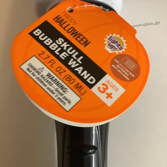 Skeleton Bubble Wand Battery Operated. New With Tags - Picture 4 of 4